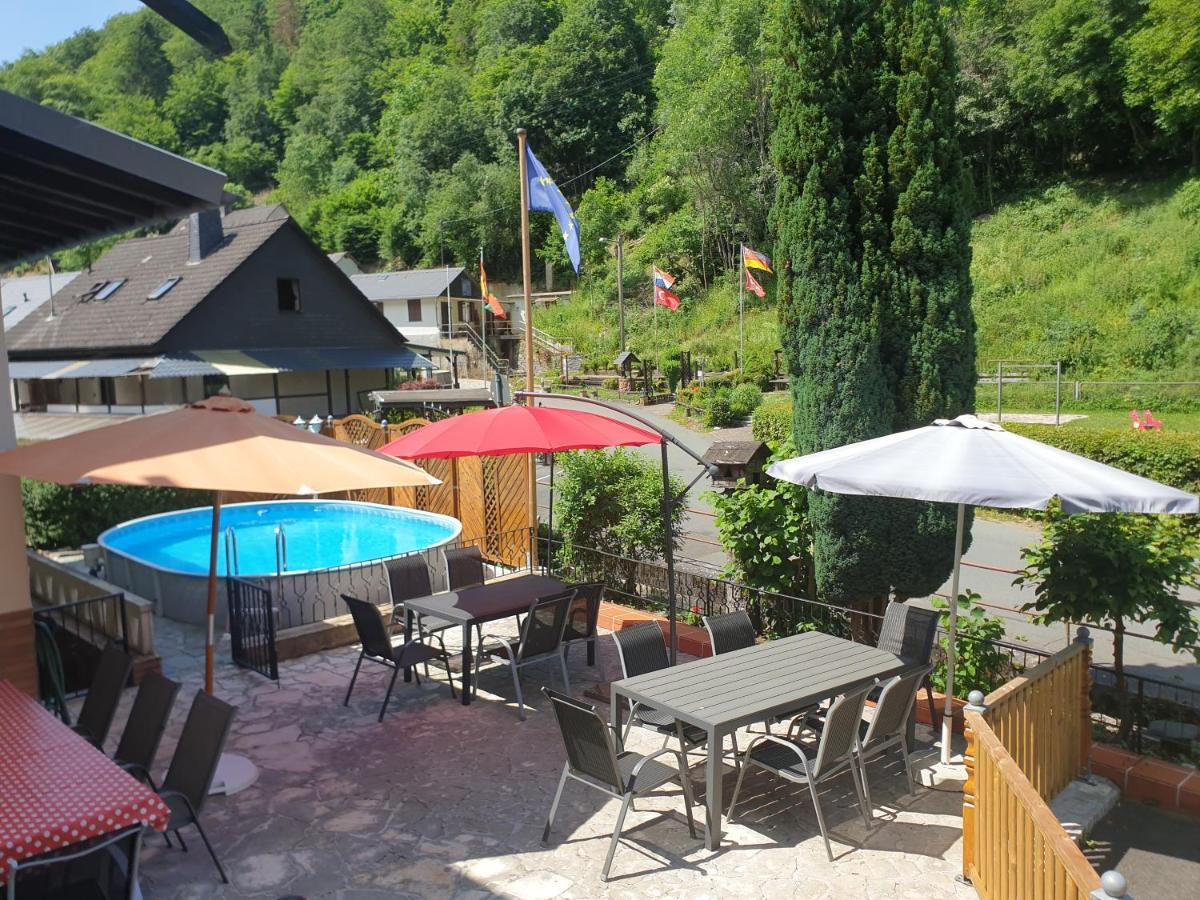 Ferien Und Selbstversorgerhaus Fuer Gruppen Sauerthaler Hof - Loreley Zewnętrze zdjęcie